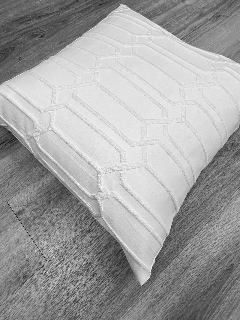 White 3d geo Cushion