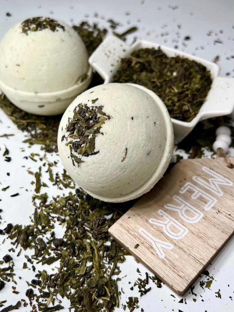 Green Tea | Sage | Peppermint & Lemongrass Bath Bomb